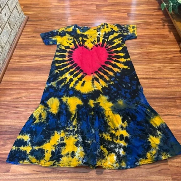 Handmade Tie-Dye Midi Dress – Size XL/1X – 100% Cotton – Heart Burst Design